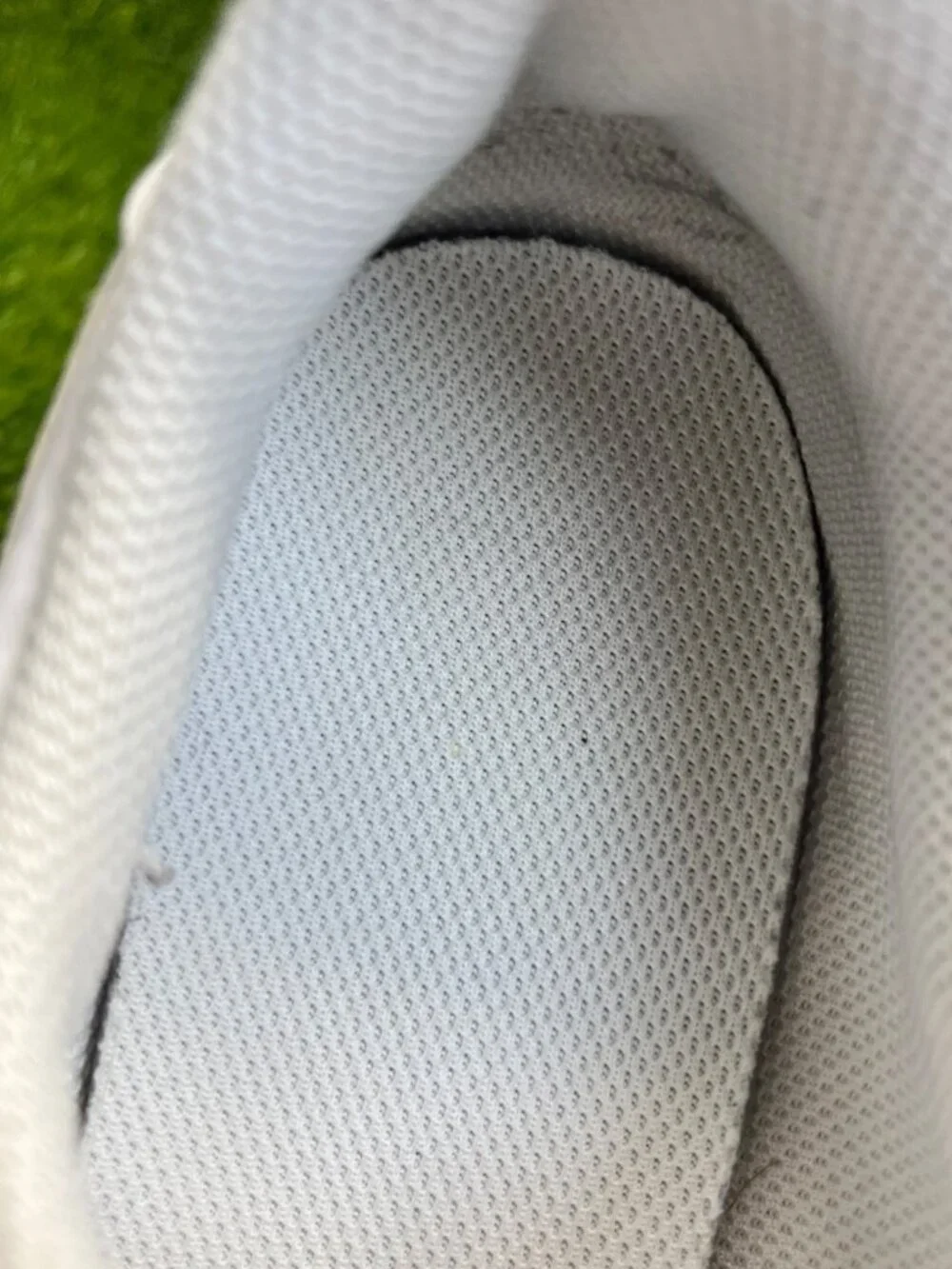 Nike Cortez Basic SL Boys Size‎ 4Y Triple White Athletic Leather Shoes Sneakers